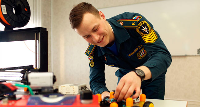 Мастер-класс по управлению мобильными роботами в лабиринте ландшафтов